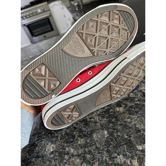 Converse Chuck Taylor All Star Hi Top Canvas Shoe Red M9621 Sz 9 Men 11 Lady - Picture 5 of 6